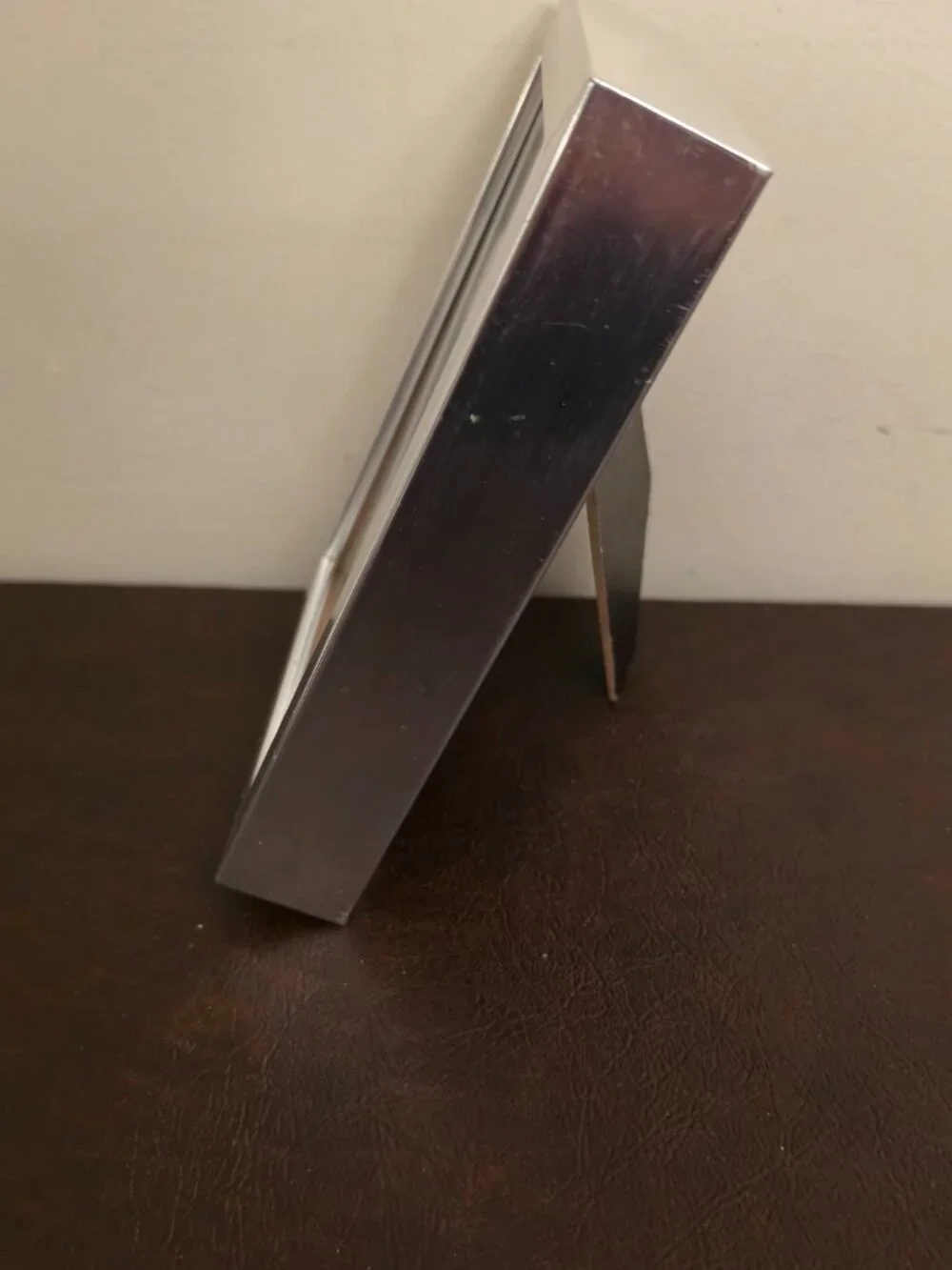 N/A silver picture